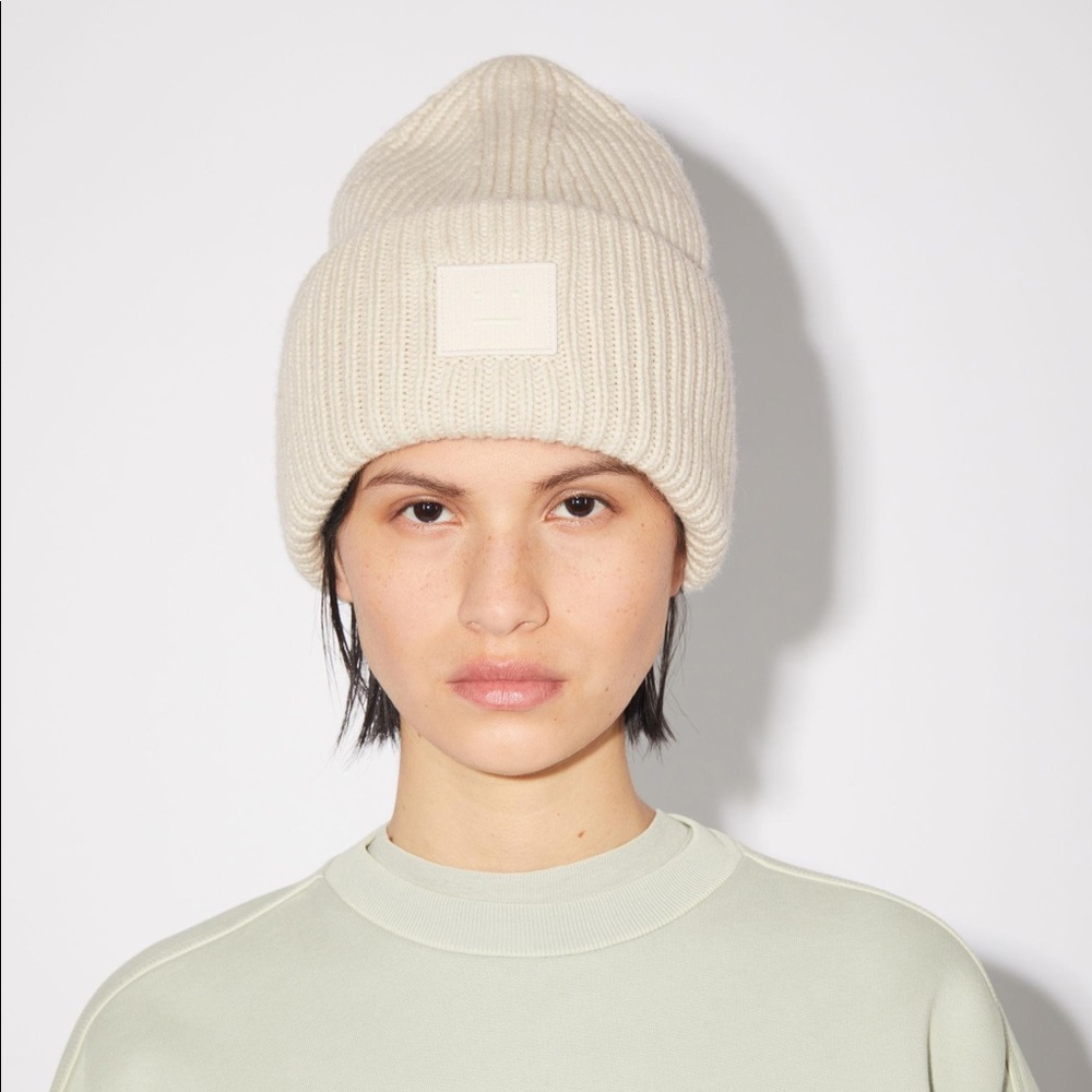 ACNE STUDIOS Beige Rib Knit Beanie NEW WITH TAGS